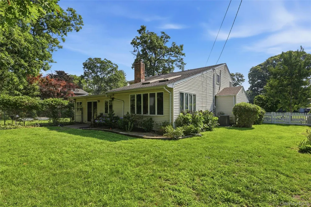 12 Kenny Street Hauppauge, NY 11788