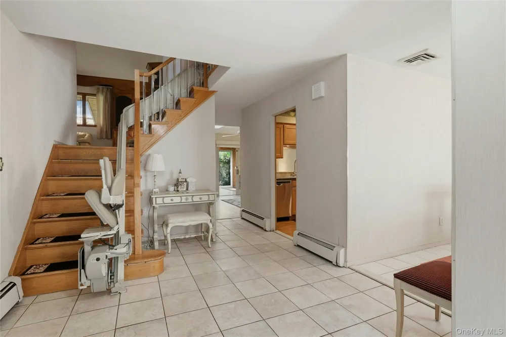 12 Kenny Street Hauppauge, NY 11788