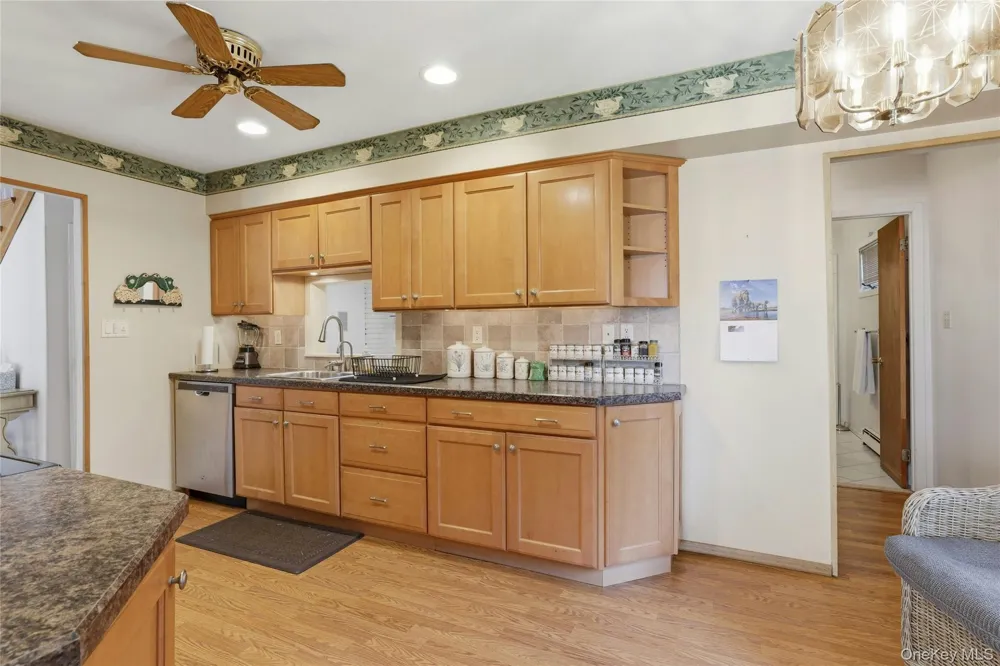 12 Kenny Street Hauppauge, NY 11788