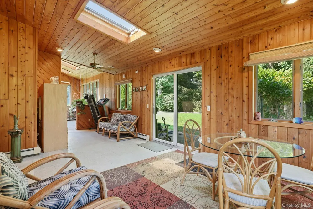 12 Kenny Street Hauppauge, NY 11788