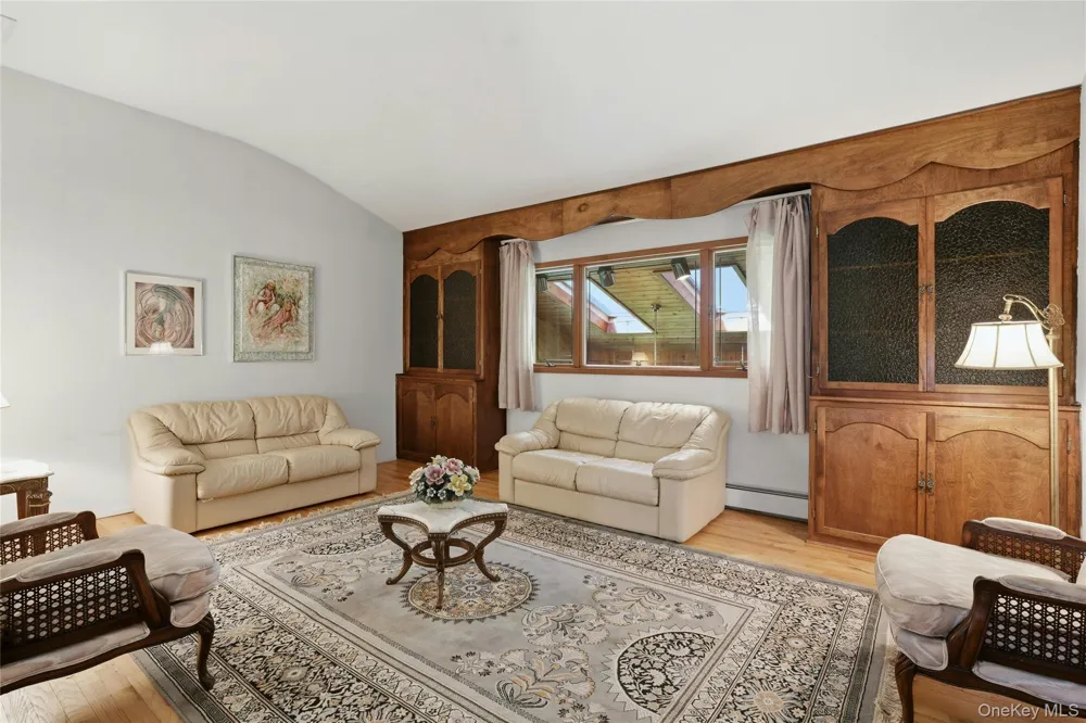 12 Kenny Street Hauppauge, NY 11788