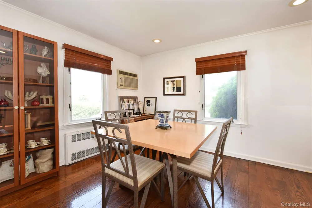18418 69th Avenue Fresh Meadows, NY 11365