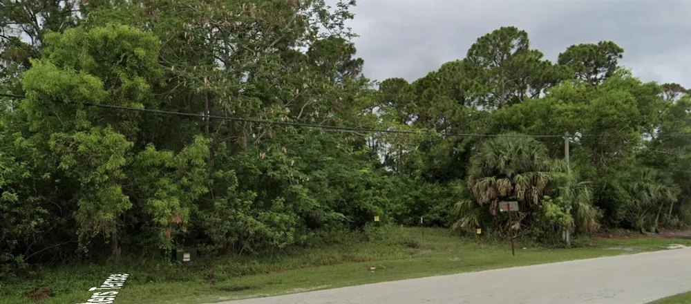 850 SE WALTERS TERRACE Port St. Lucie, FL 34983