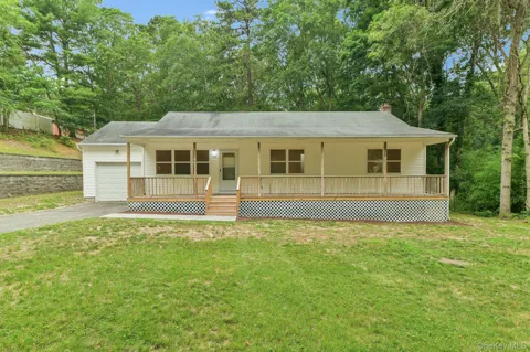 22 Red Maple Road