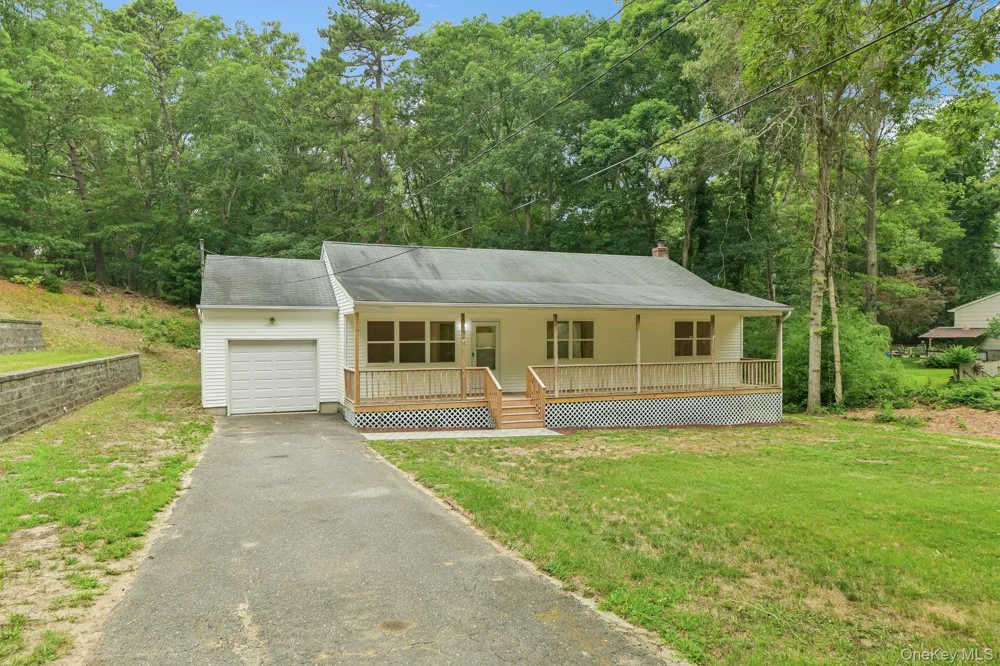 22 Red Maple Road Ridge, NY 11961