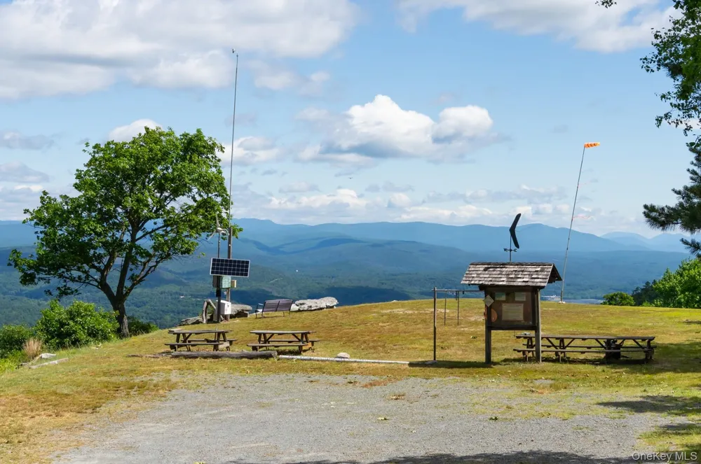 80 Hang Glider Road Ellenville, NY 12428