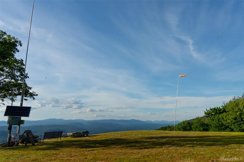 80 Hang Glider Road Ellenville, NY 12428