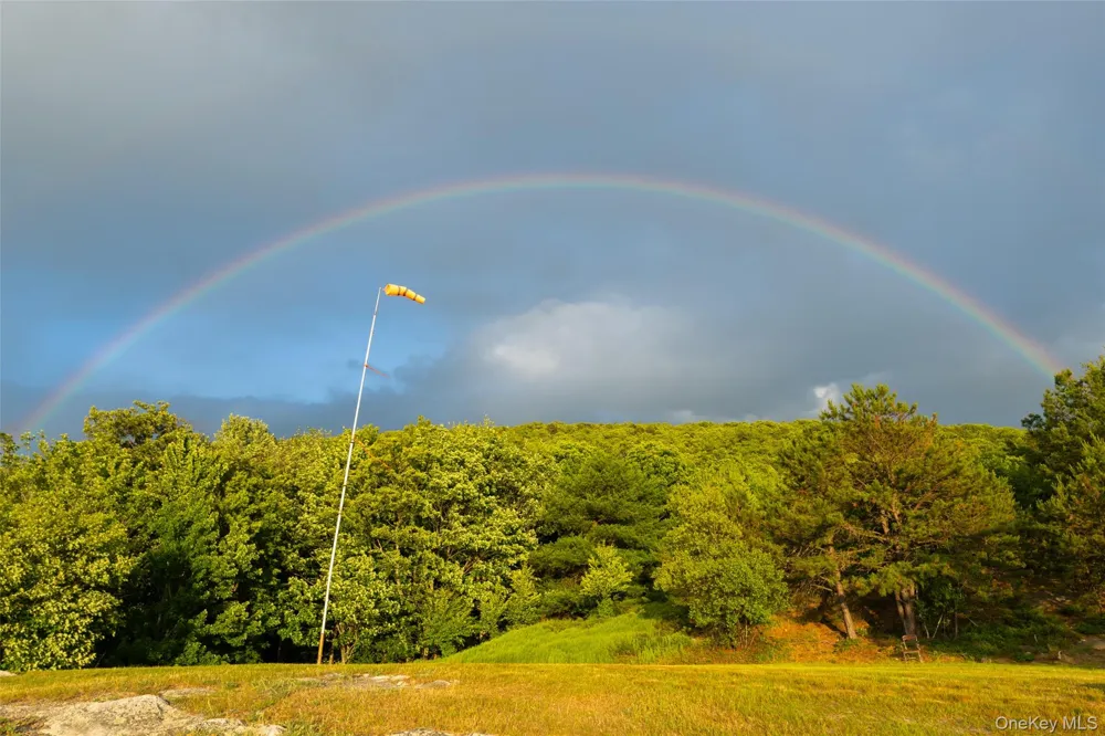 80 Hang Glider Road Ellenville, NY 12428