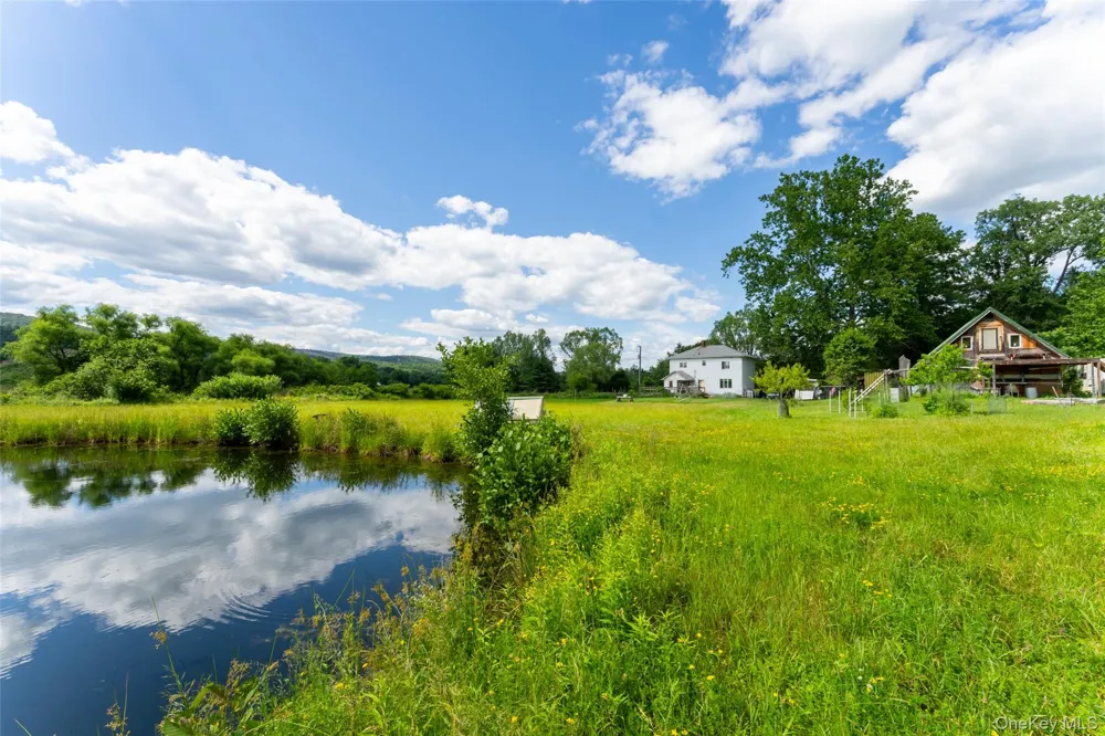 80 Hang Glider Road Ellenville, NY 12428