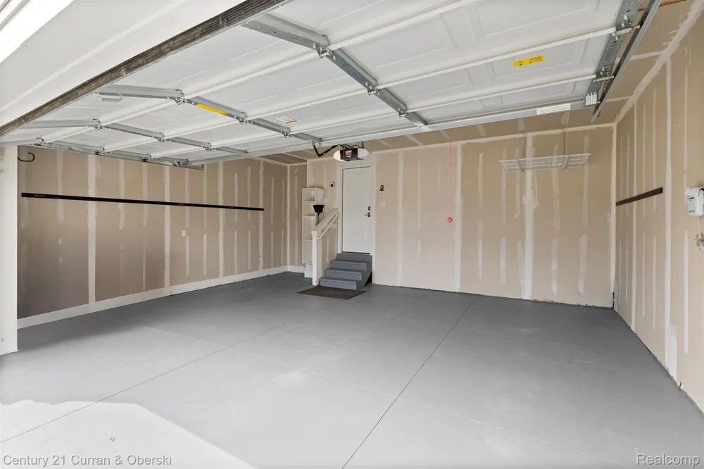 2717 Salt Springs Drive Saline Township, MI 48176