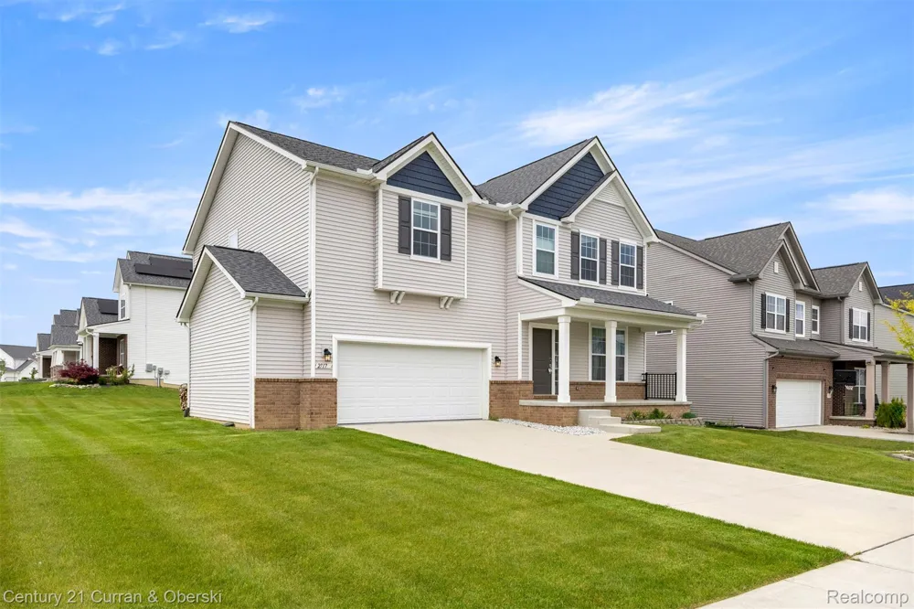2717 Salt Springs Drive Saline Township, MI 48176