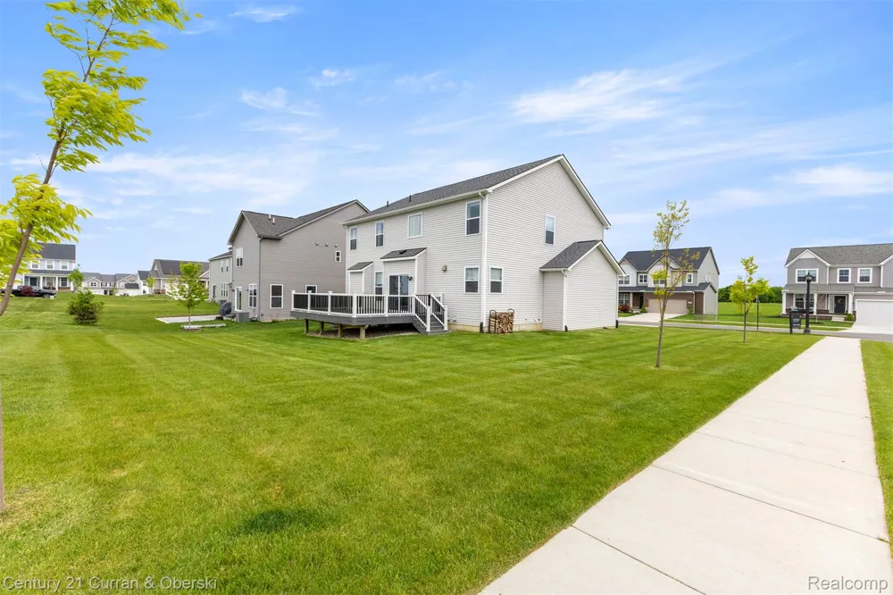 2717 Salt Springs Drive Saline Township, MI 48176