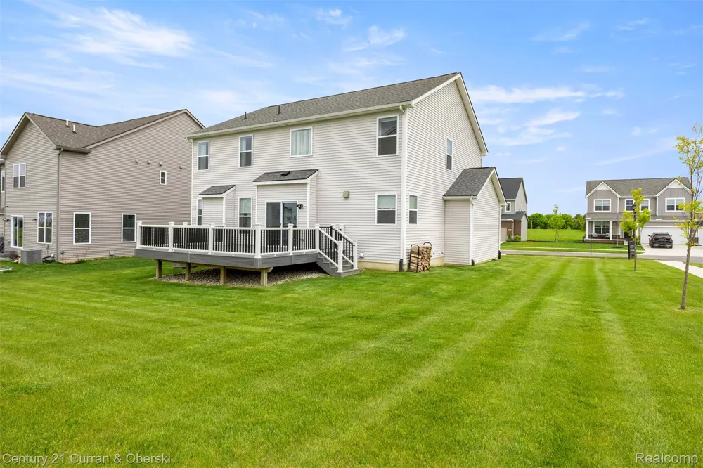 2717 Salt Springs Drive Saline Township, MI 48176