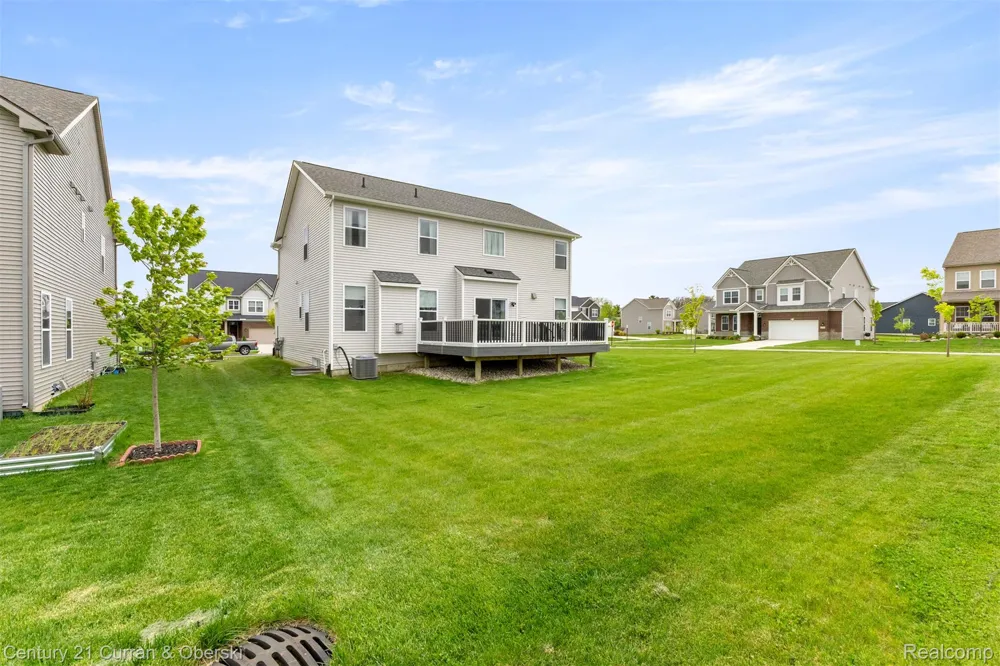 2717 Salt Springs Drive Saline Township, MI 48176