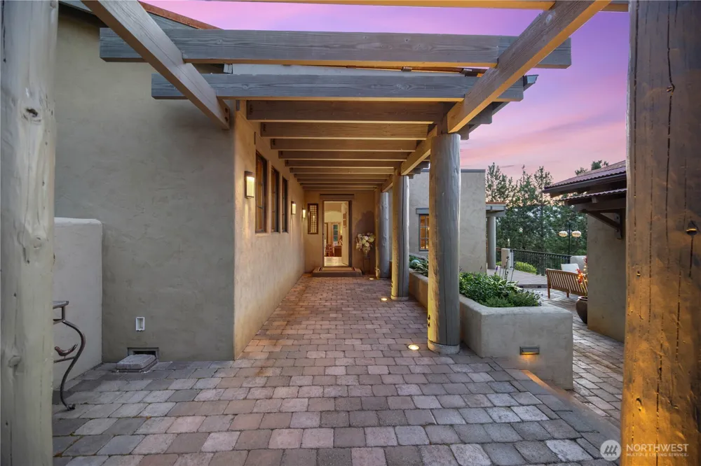 310 Paintbrush Road Chelan, WA 98816