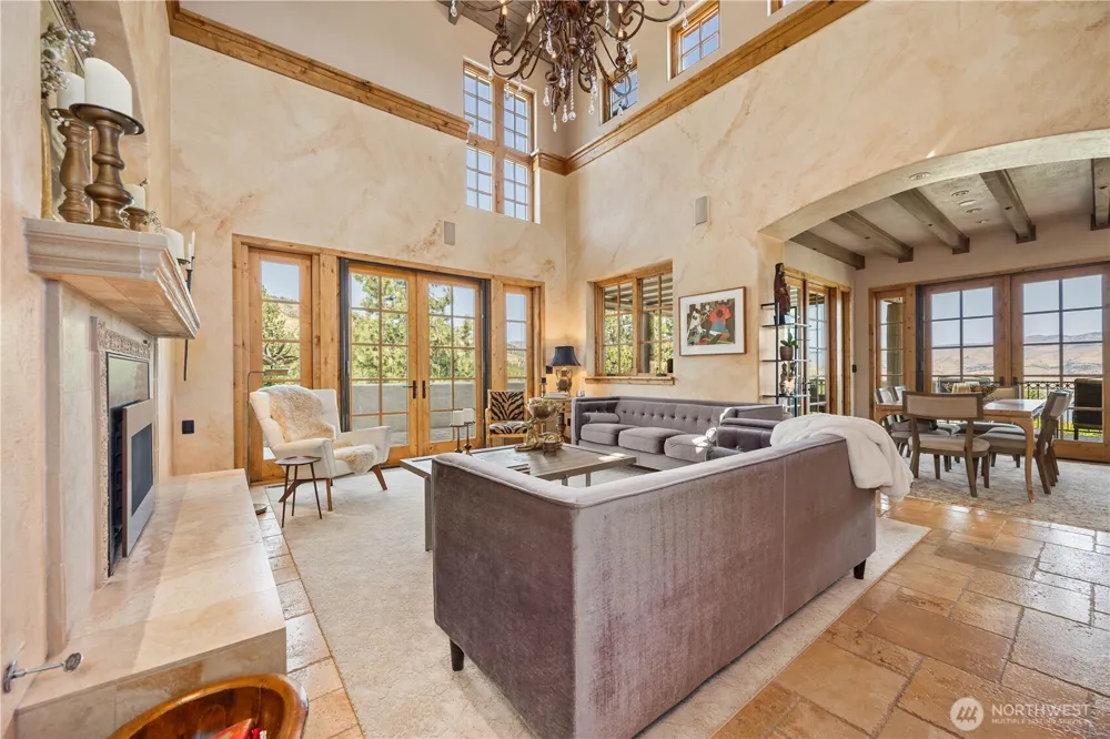 310 Paintbrush Road Chelan, WA 98816