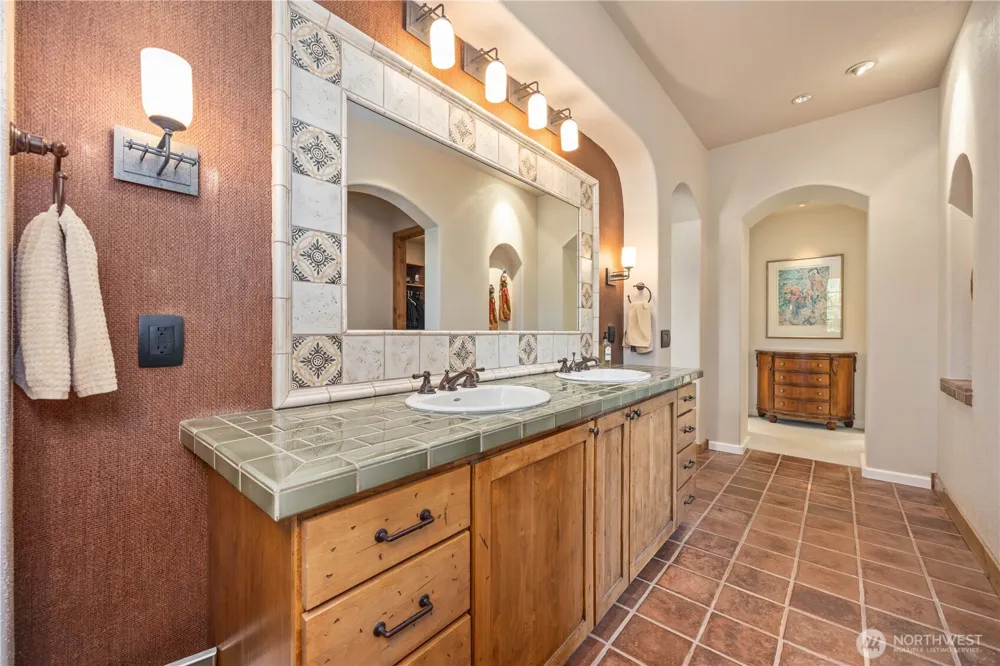 310 Paintbrush Road Chelan, WA 98816
