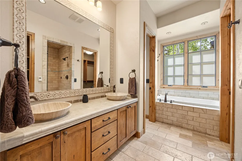 310 Paintbrush Road Chelan, WA 98816