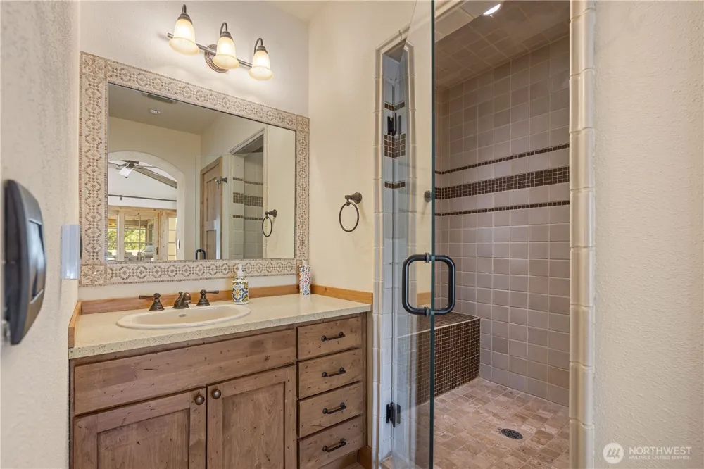 310 Paintbrush Road Chelan, WA 98816