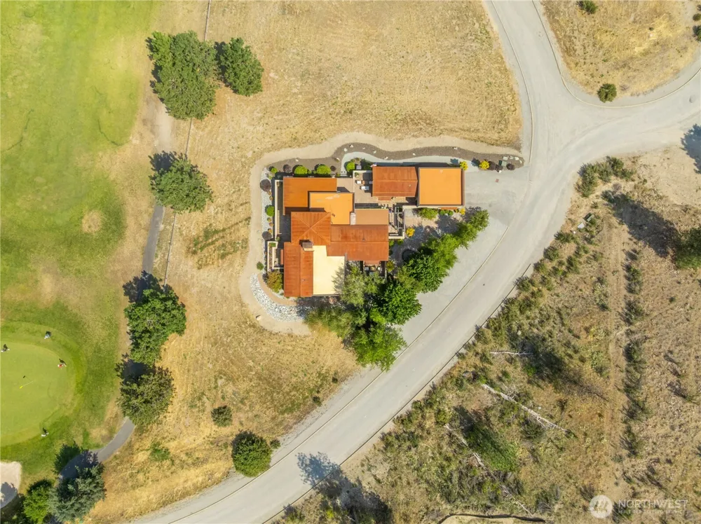 310 Paintbrush Road Chelan, WA 98816