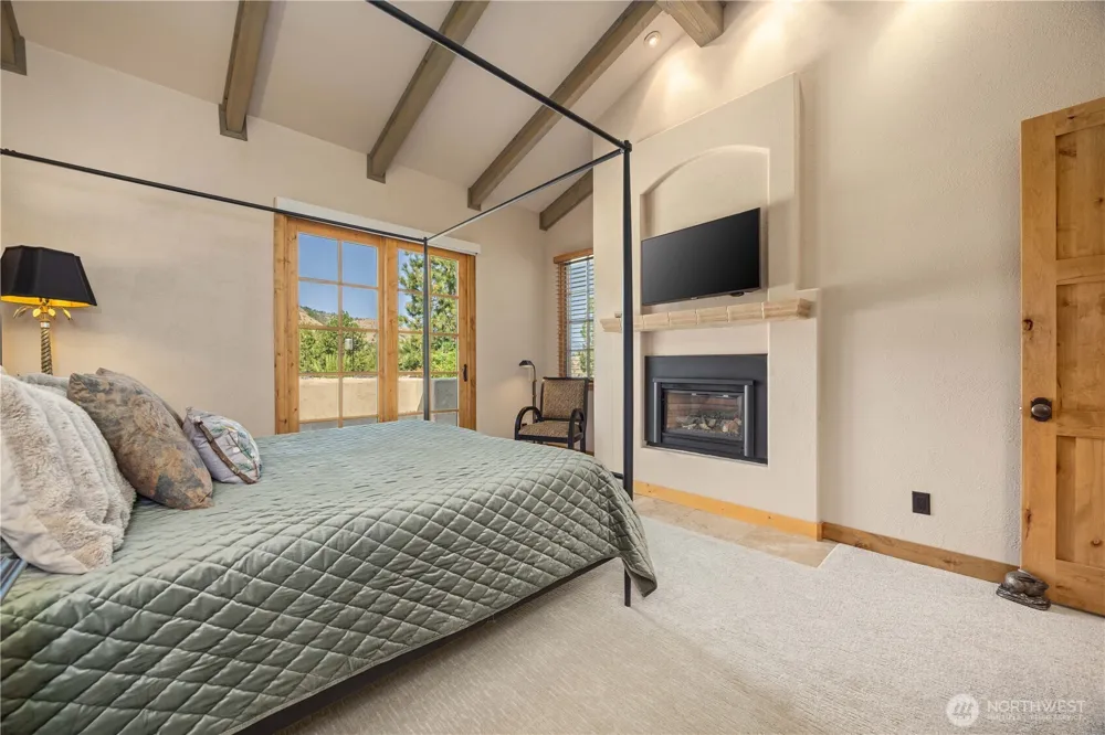 310 Paintbrush Road Chelan, WA 98816