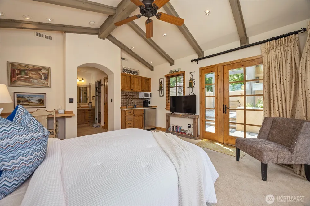 310 Paintbrush Road Chelan, WA 98816