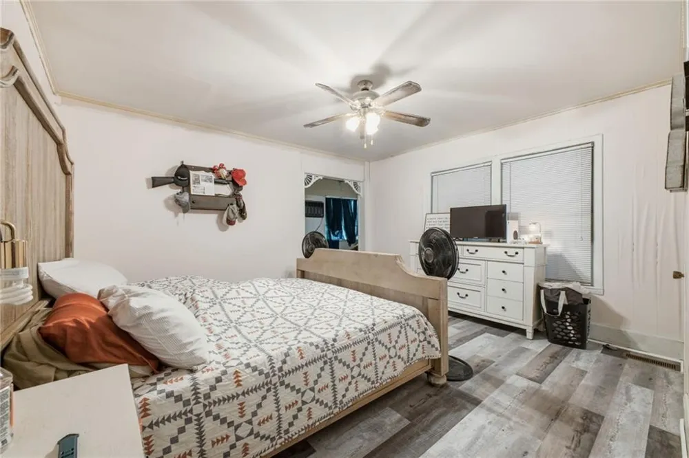 4 Craven St SW Armuchee, GA 30124