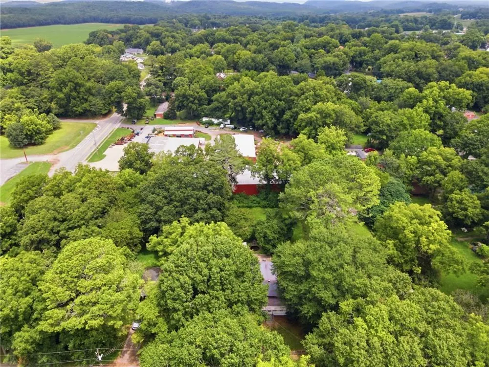 4 Craven St SW Armuchee, GA 30124