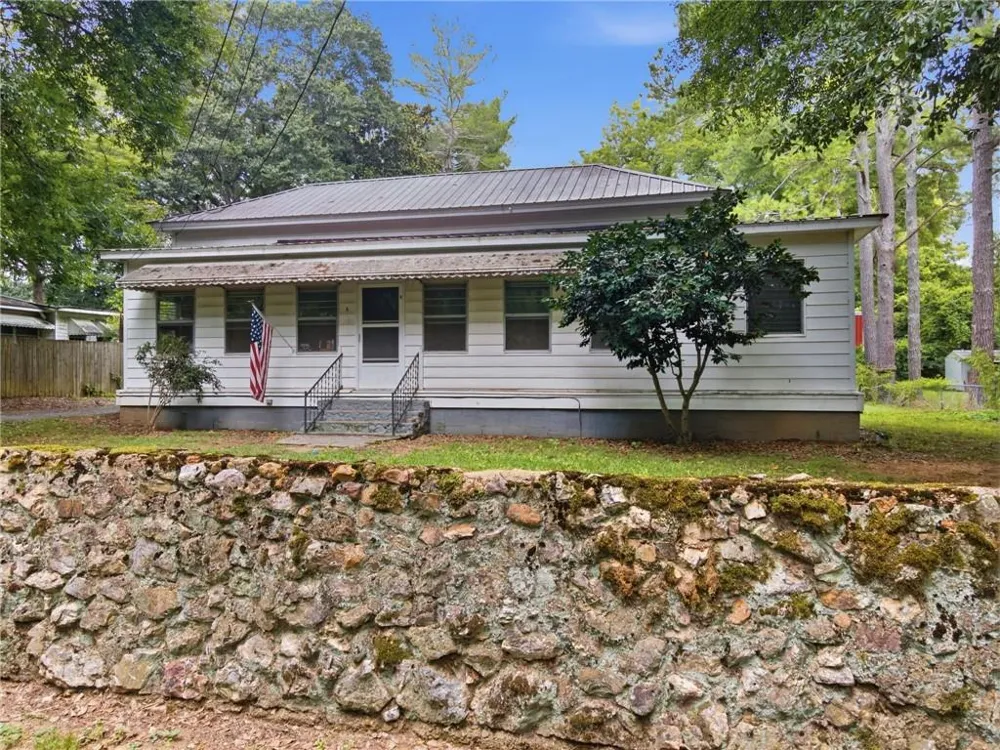 4 Craven St SW Armuchee, GA 30124