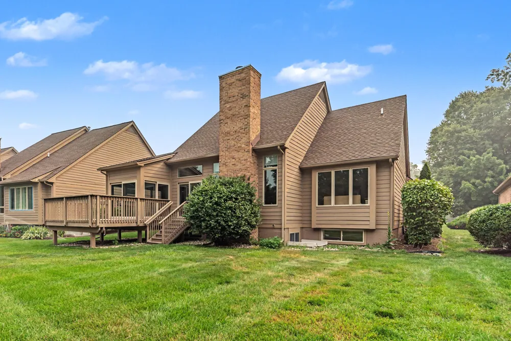 4682 Sawgrass Drive E Ann Arbor, MI 48108