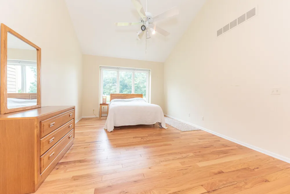 4682 Sawgrass Drive E Ann Arbor, MI 48108