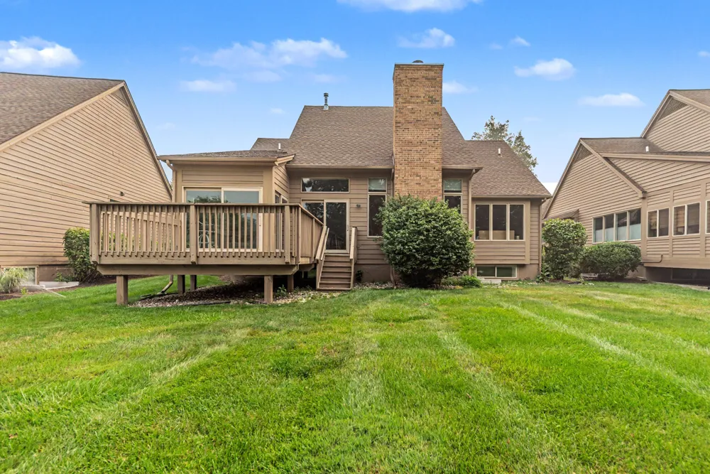 4682 Sawgrass Drive E Ann Arbor, MI 48108