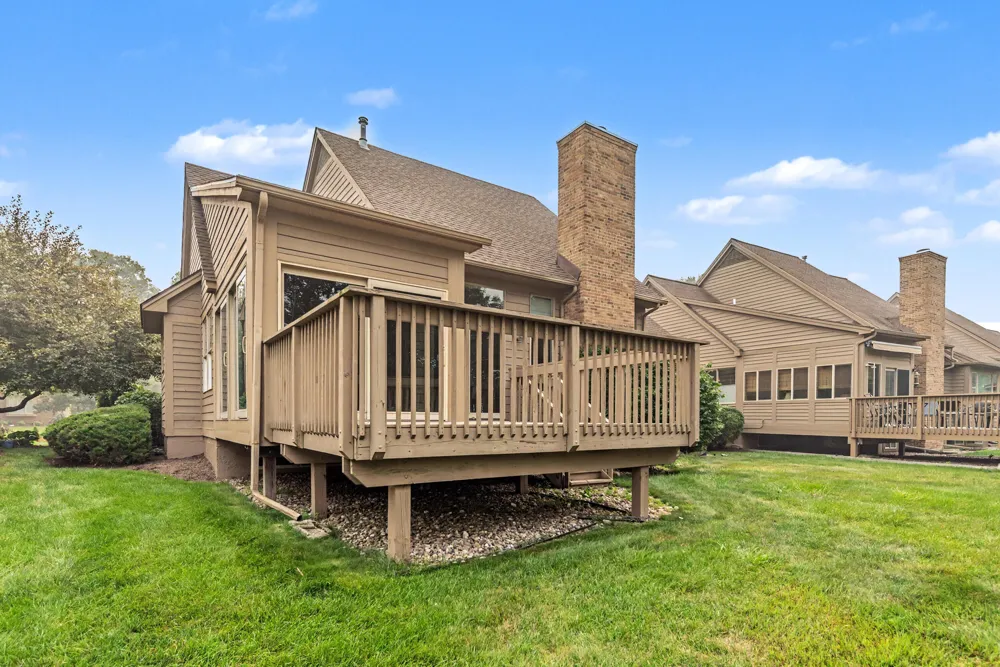 4682 Sawgrass Drive E Ann Arbor, MI 48108