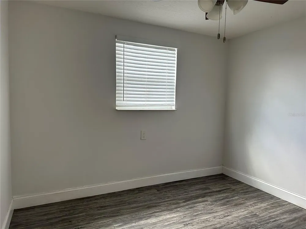 452 88TH AVENUE St Petersburg, FL 33702