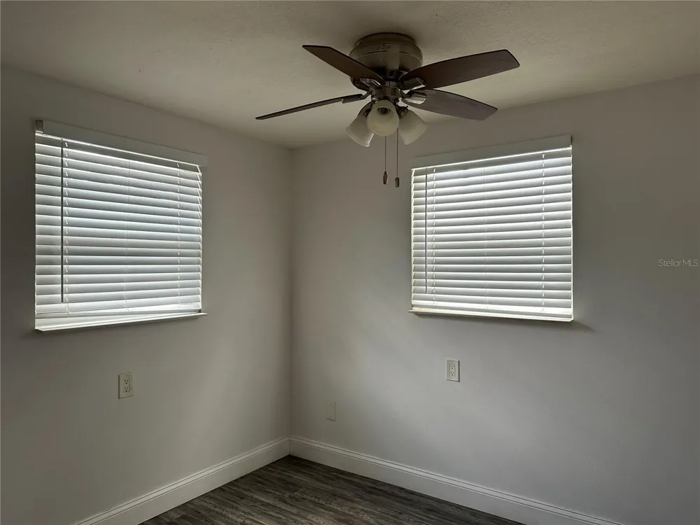 452 88TH AVENUE St Petersburg, FL 33702