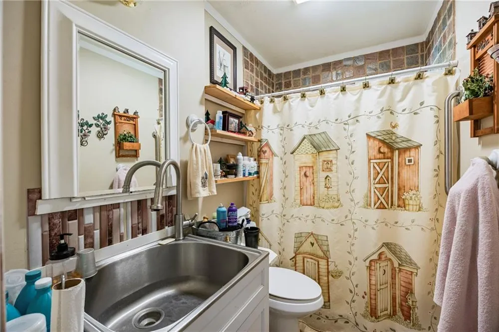 151 Ginn Street Carnesville, GA 30521