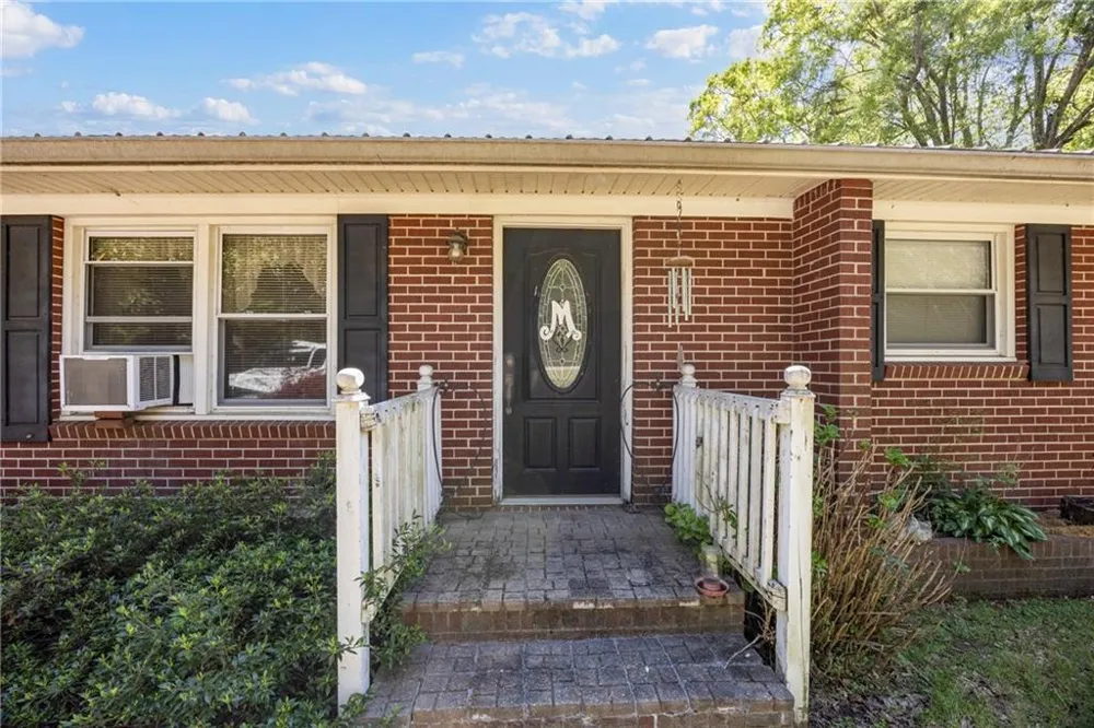 151 Ginn Street Carnesville, GA 30521