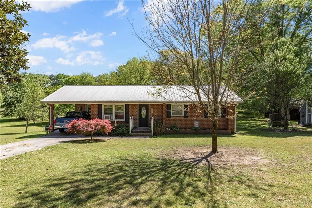 151 Ginn Street Carnesville, GA 30521