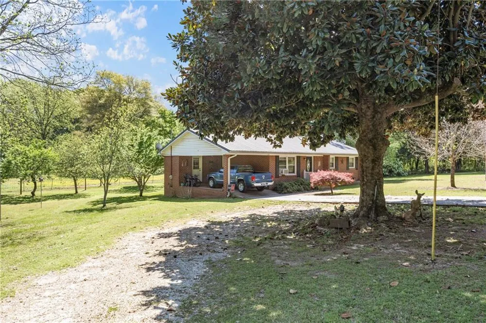 151 Ginn Street Carnesville, GA 30521