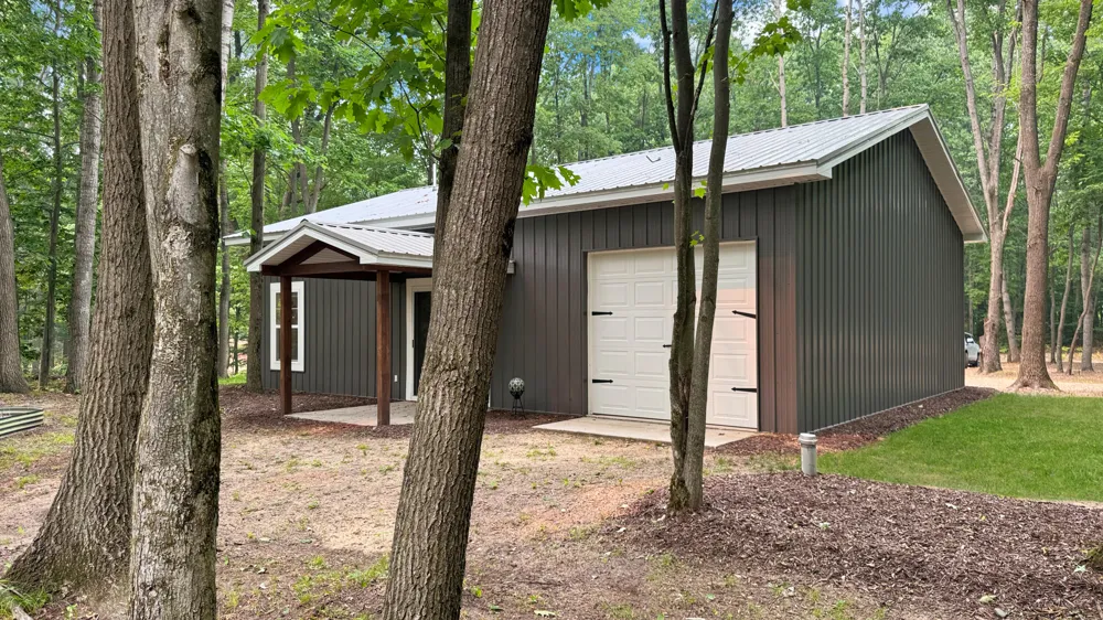 99 Middle Trail Leroy, MI 49655