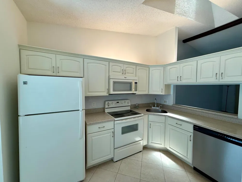 2054 SW Silver Pine Way #123-B Palm City, FL 34990