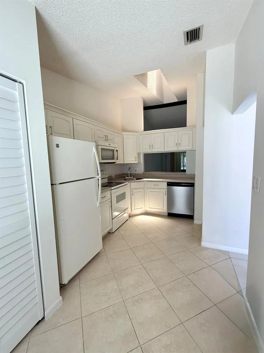 2054 SW Silver Pine Way #123-B Palm City, FL 34990