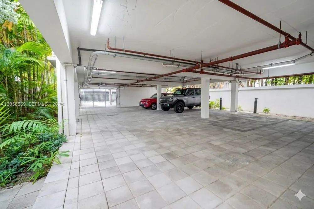 619 Meridian Ave #4 Miami Beach, FL 33139