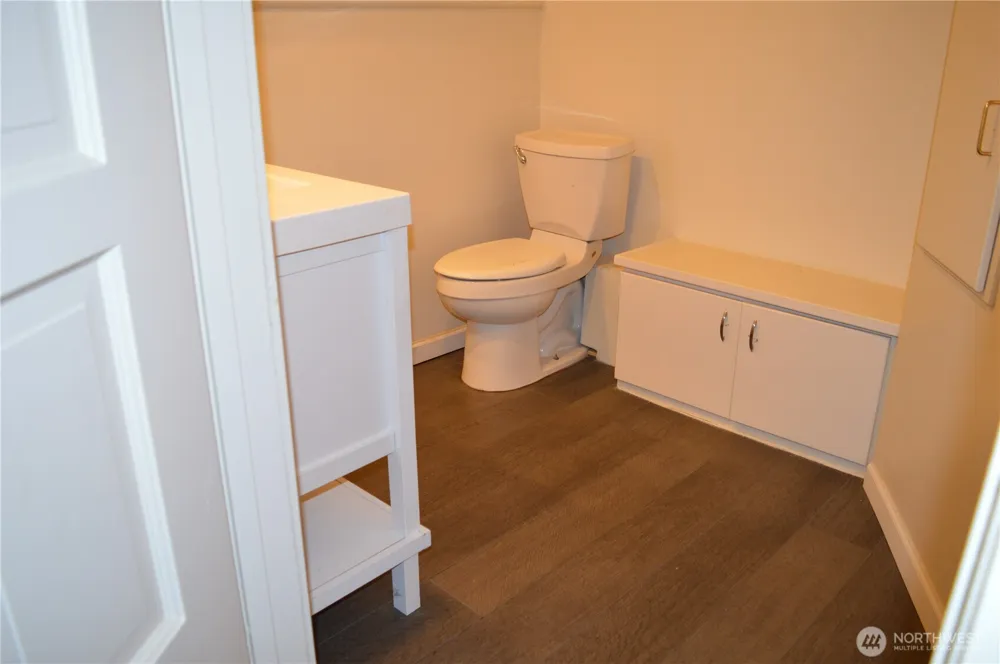 9803 Rainier Avenue S #Lower Seattle, WA 98118
