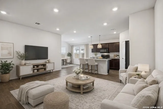 323 SHIMMERING CV San Marcos, TX 78666