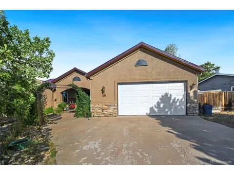 746 Westward Lane