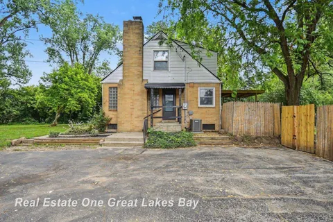 5250 Center Road