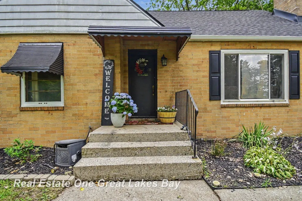 5250 Center Road Kochville Township, MI 48604