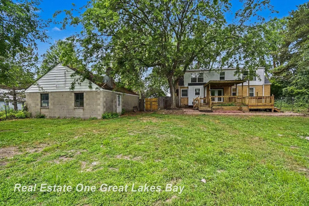 5250 Center Road Kochville Township, MI 48604