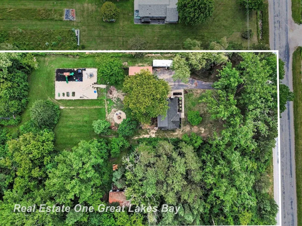 5250 Center Road Kochville Township, MI 48604